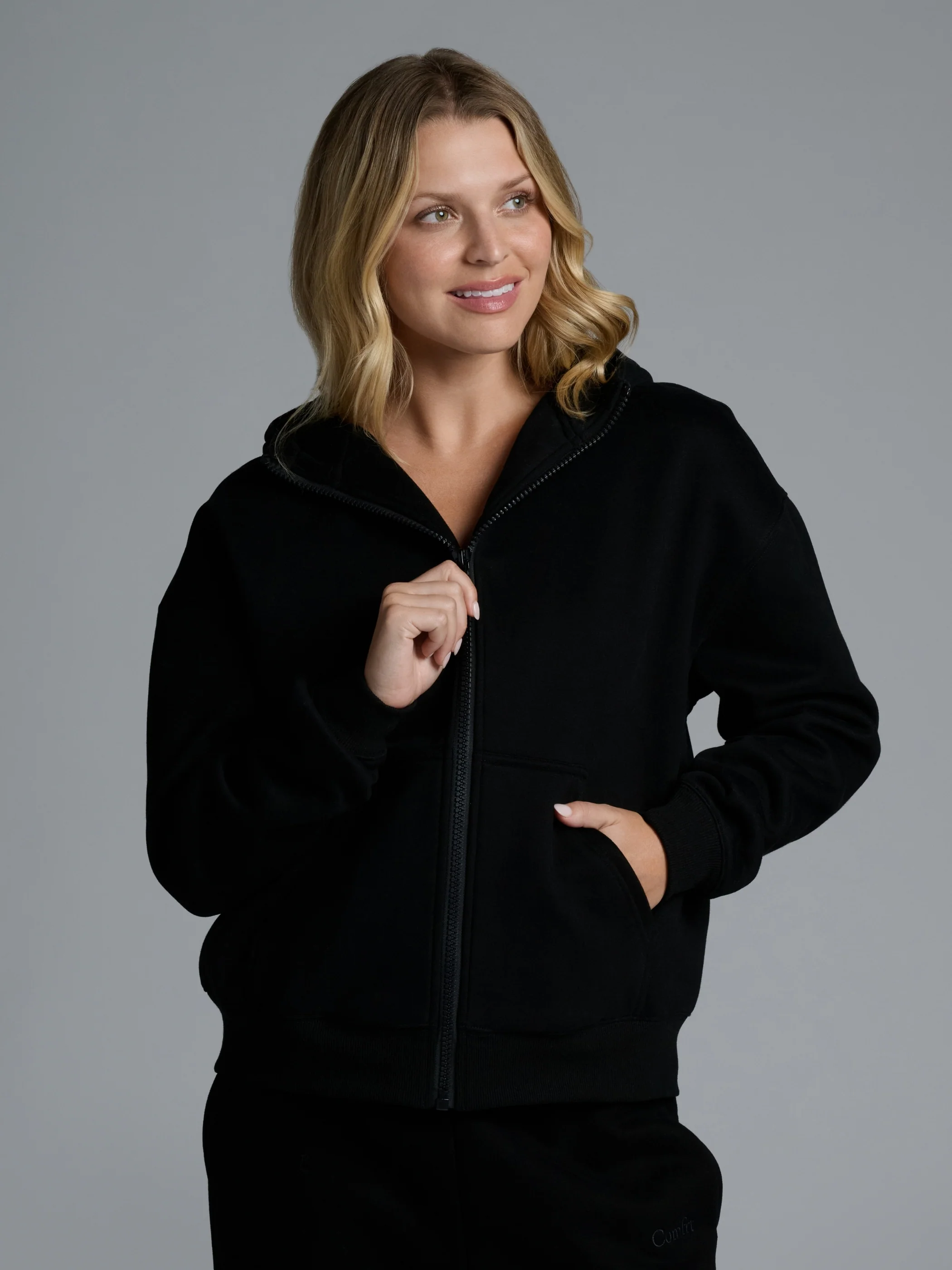 Basic Crop Zip Hoodie - Image 4