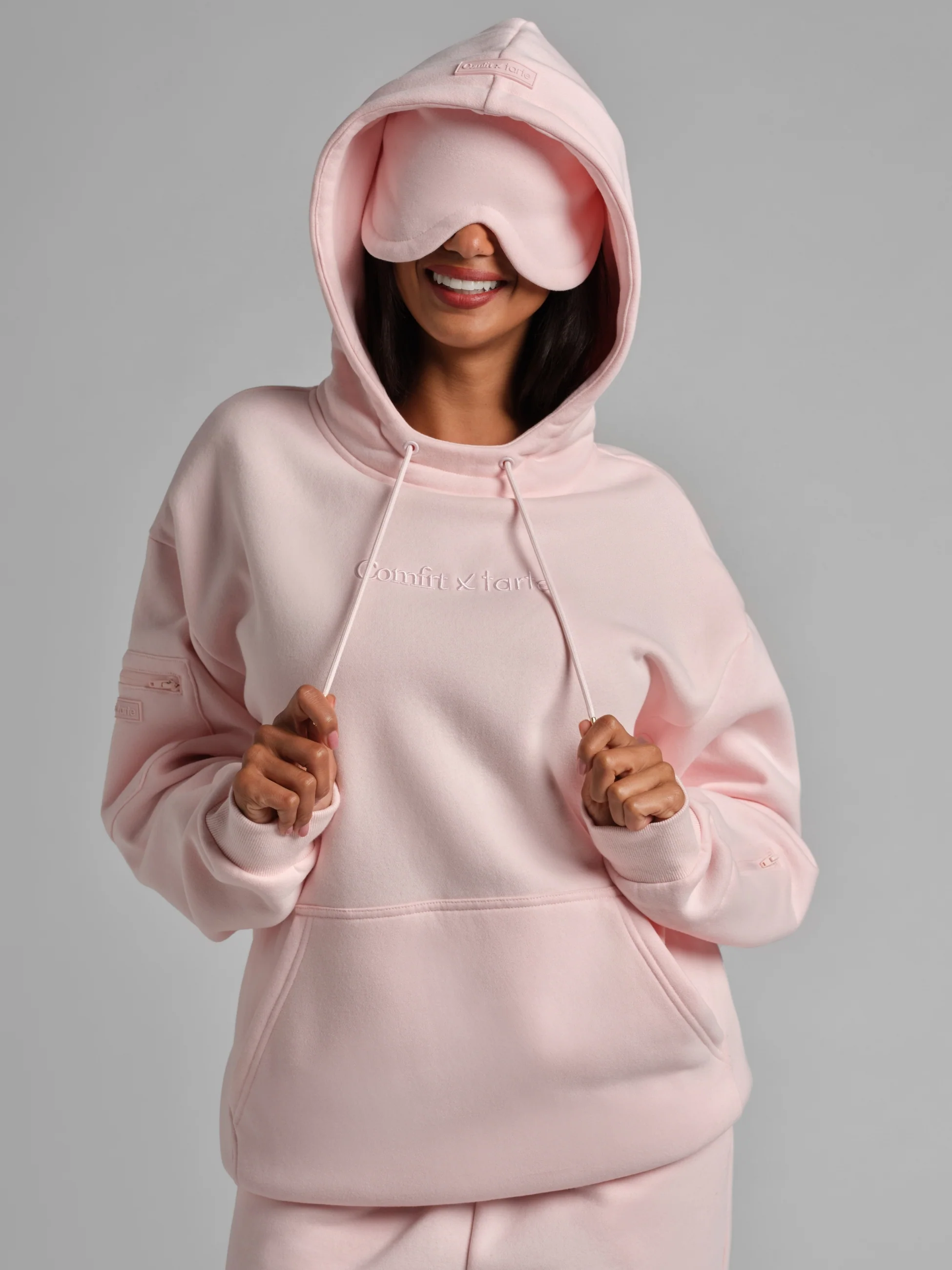 Comfrt x tarte Airplane Mode Travel Hoodie - Image 11