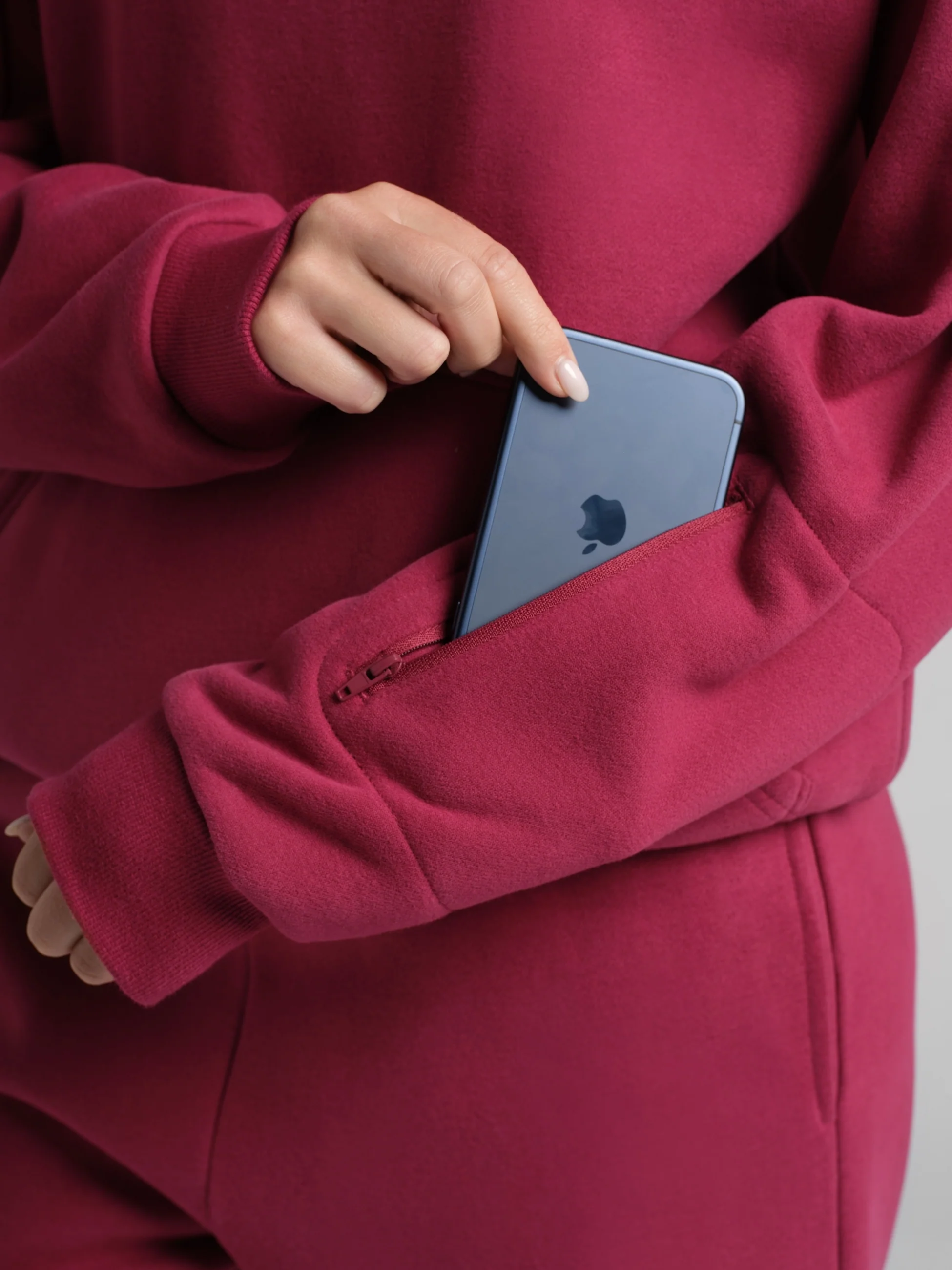 Comfrt x tarte Airplane Mode Travel Hoodie - Image 12
