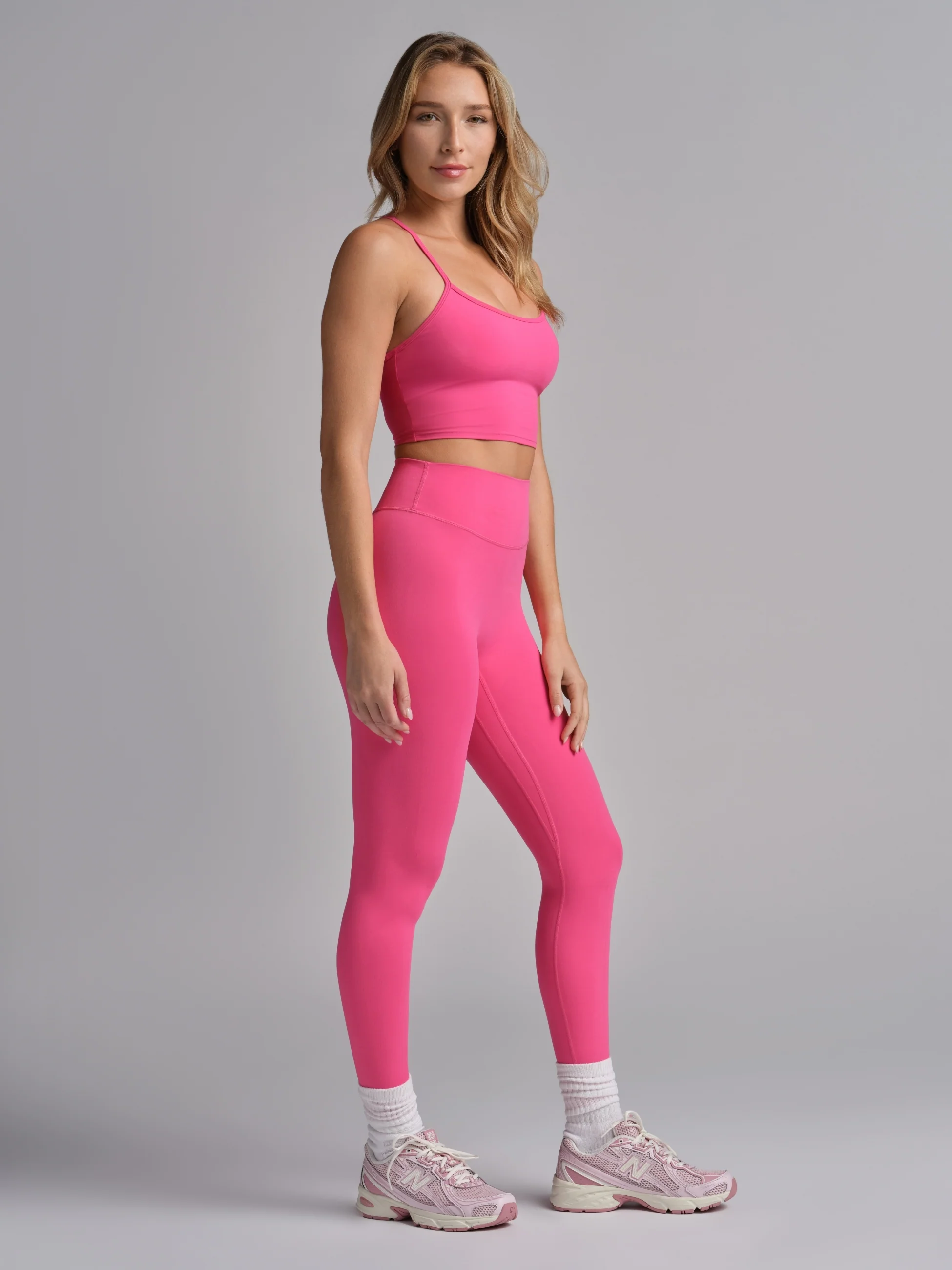 ComfrtCore™ Strappy Crop Tank - Image 28