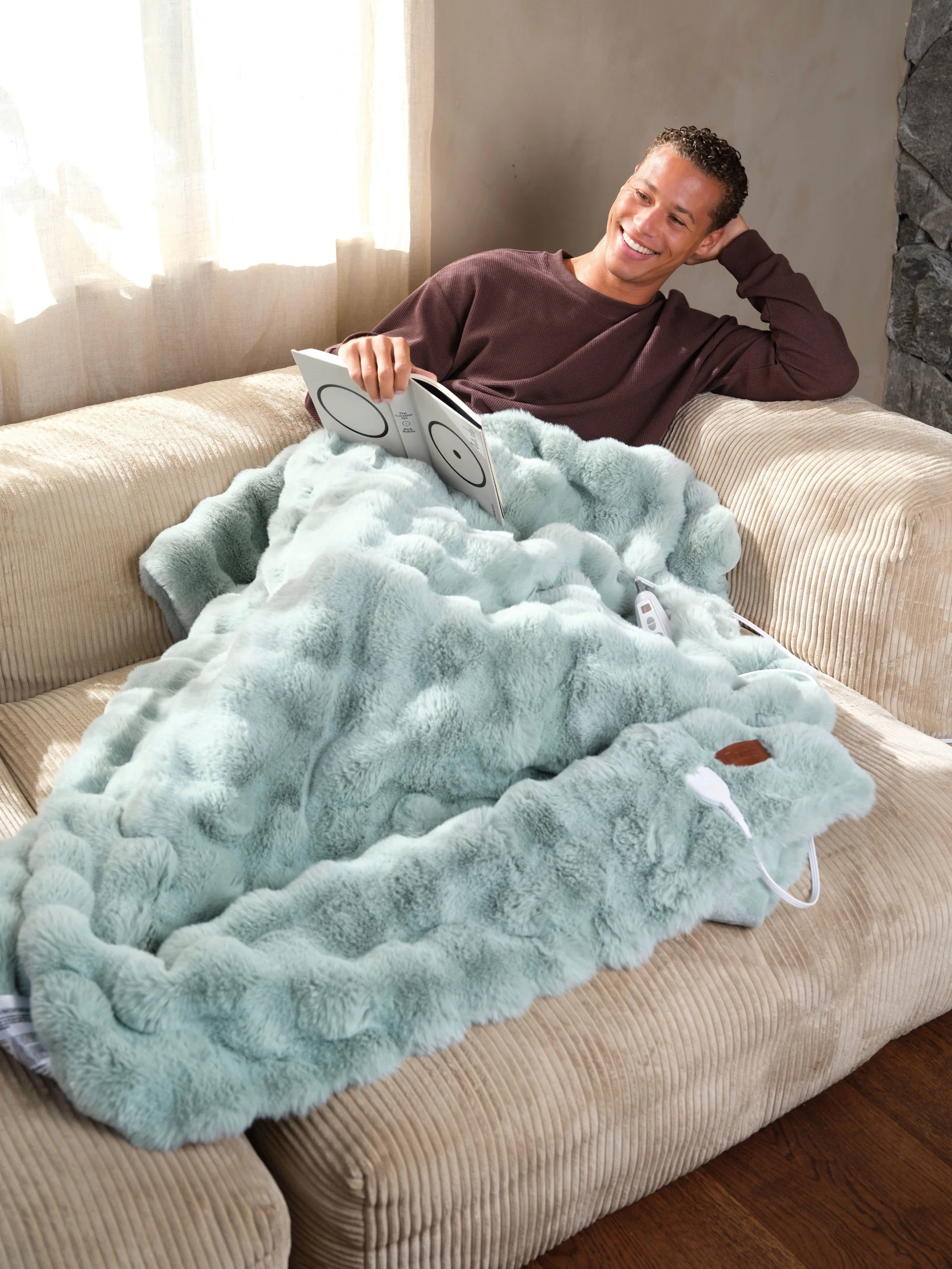 Ember Heated Blanket - Image 7