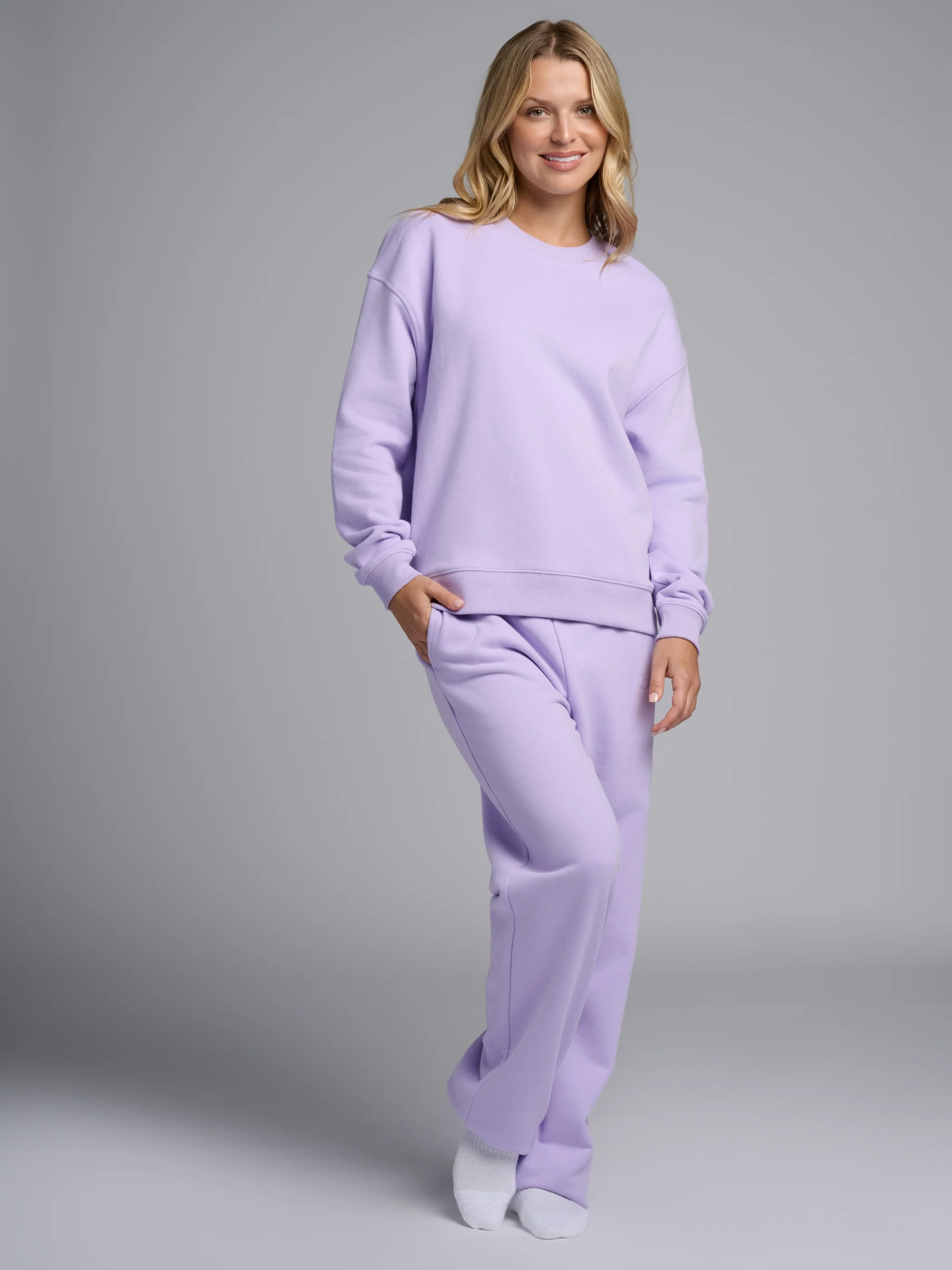 Halo Lightweight Crop Crew - Image 14