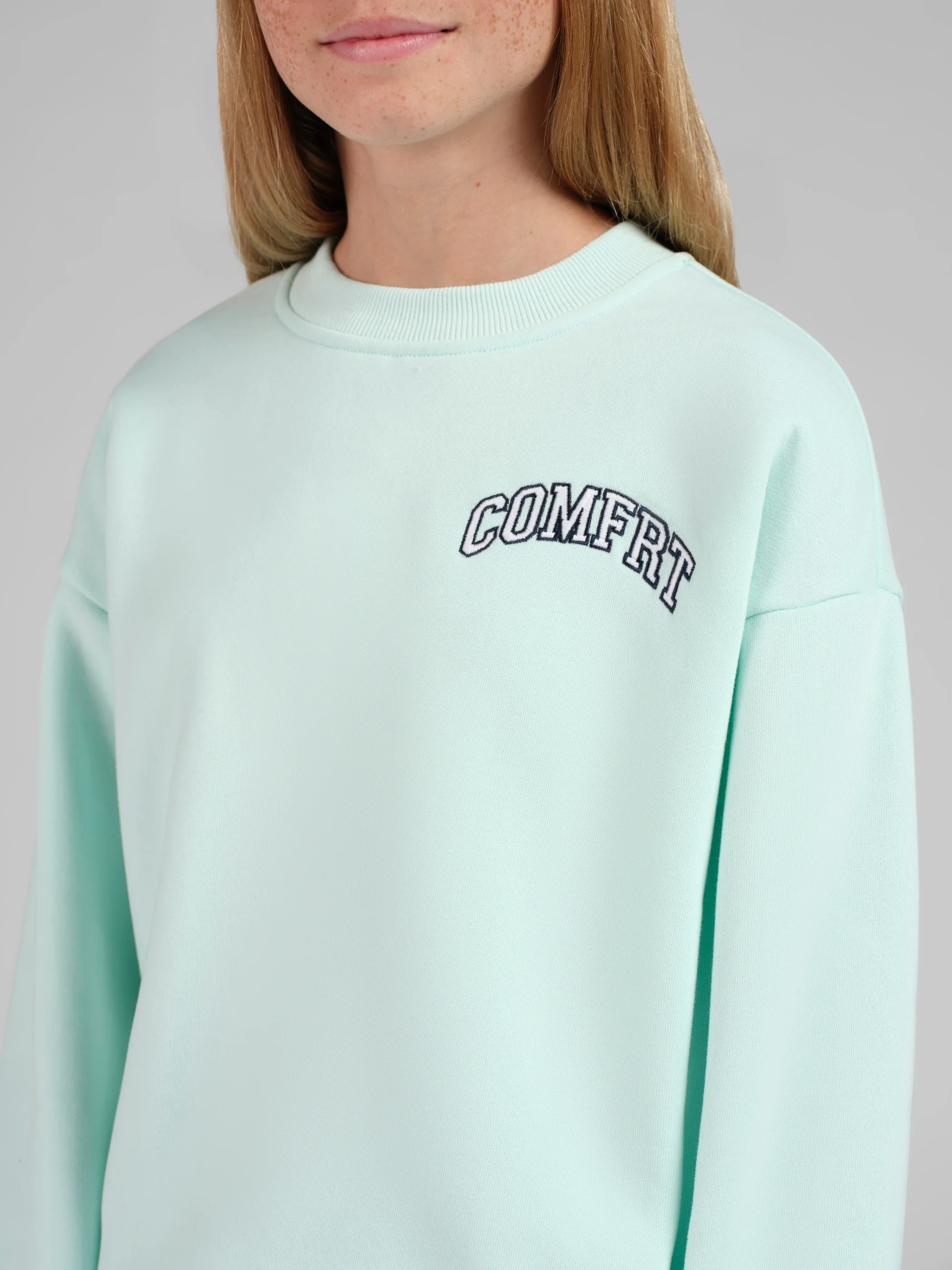 Varsity Kids Logo Crew - Image 11
