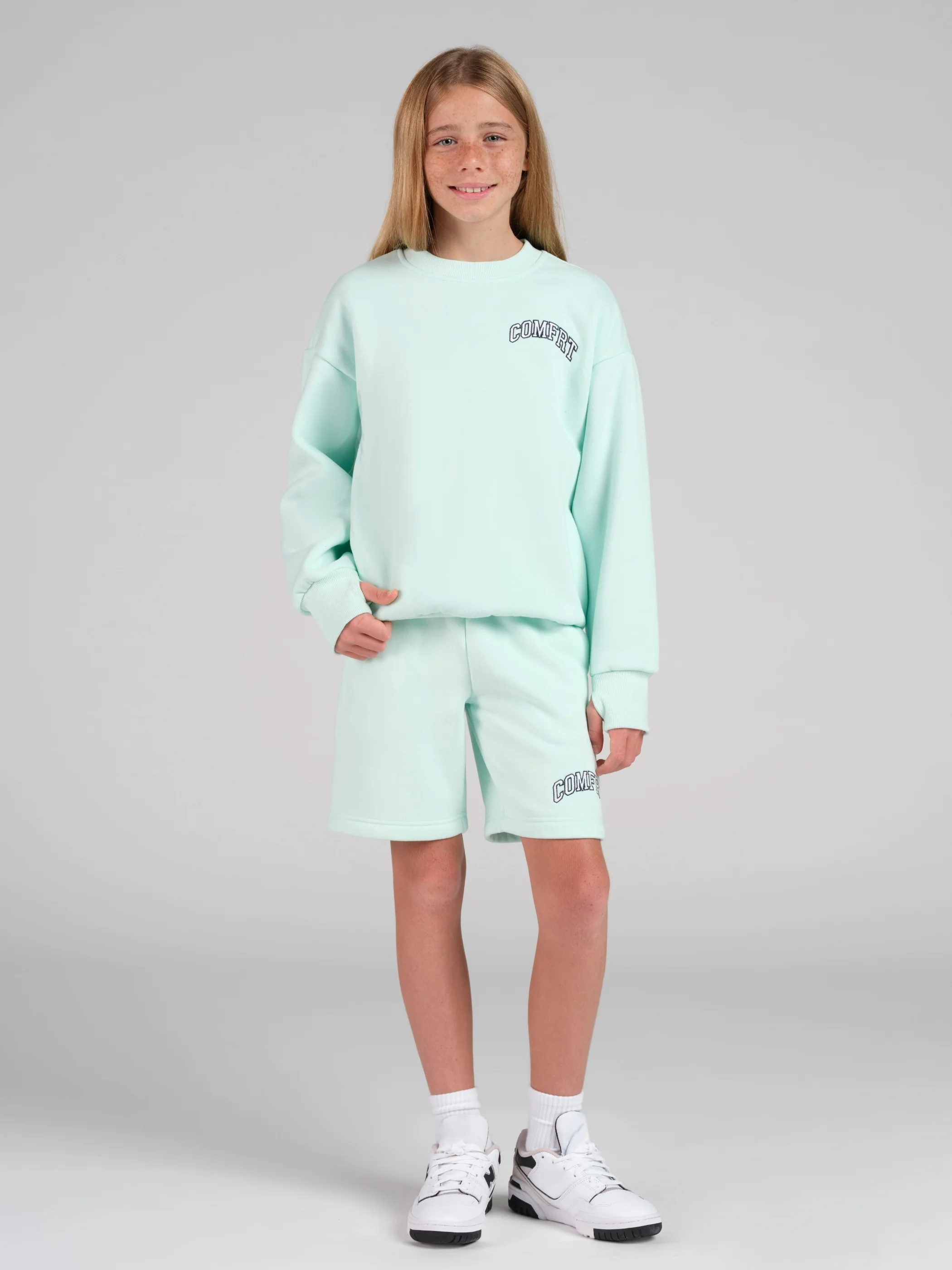 Varsity Kids Logo Crew - Image 12