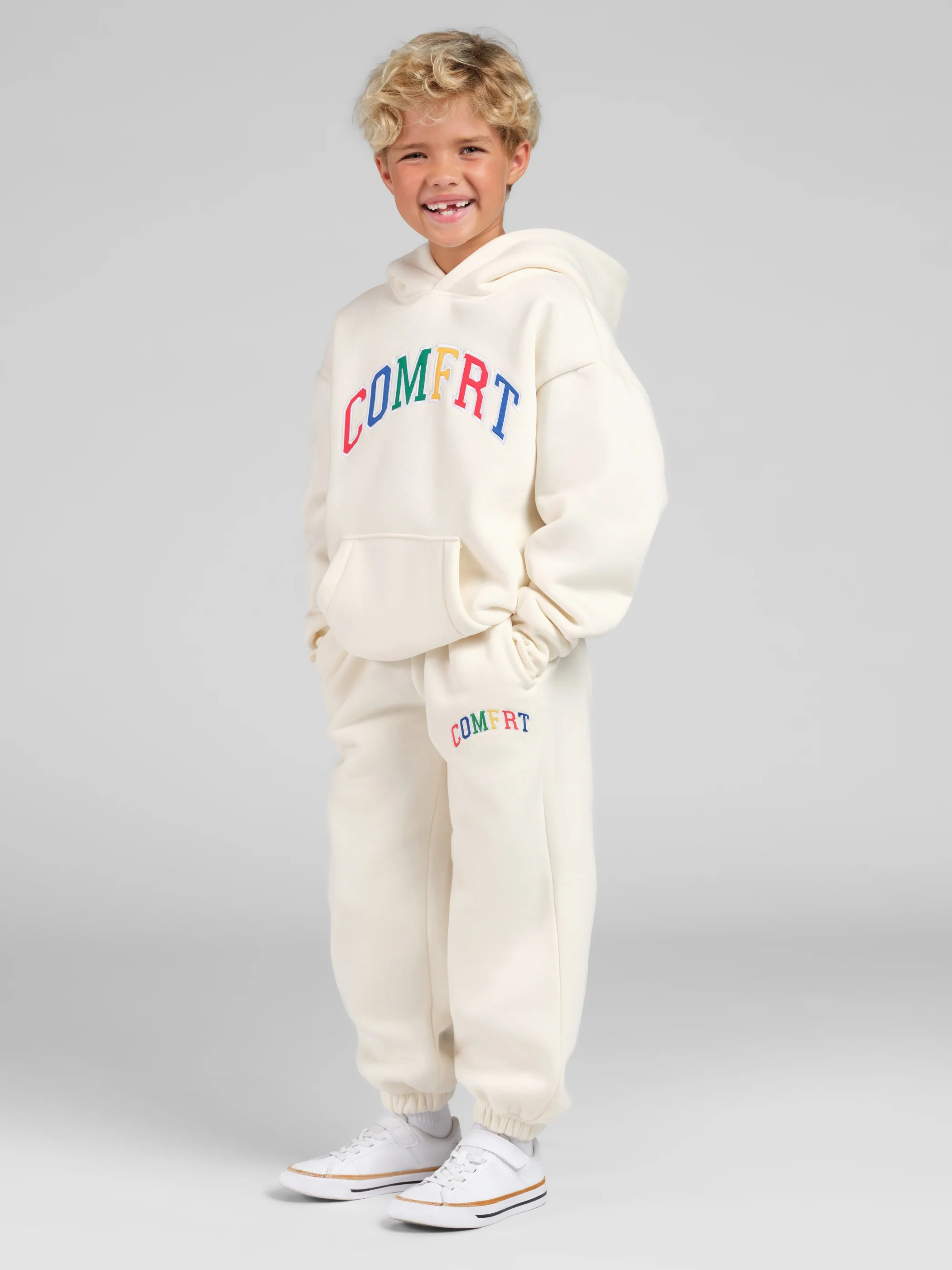 Varsity Kids Logo Sweatpants - Image 21
