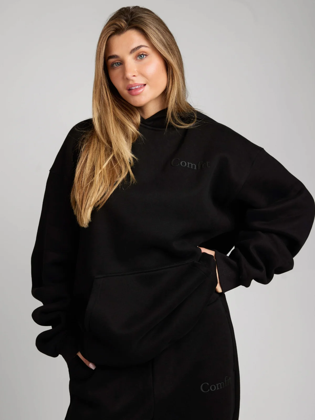 Minimalist Hoodie - Image 27