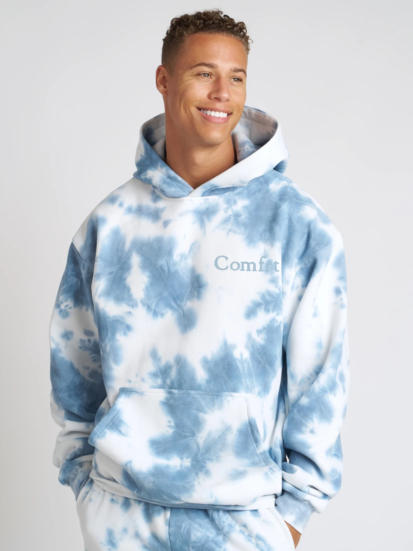 Minimalist Hoodie - Image 32