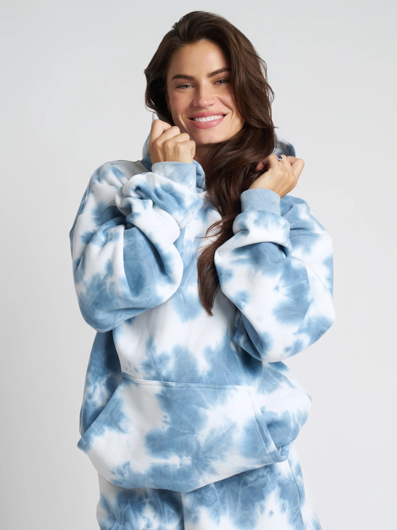 Minimalist Hoodie - Image 37