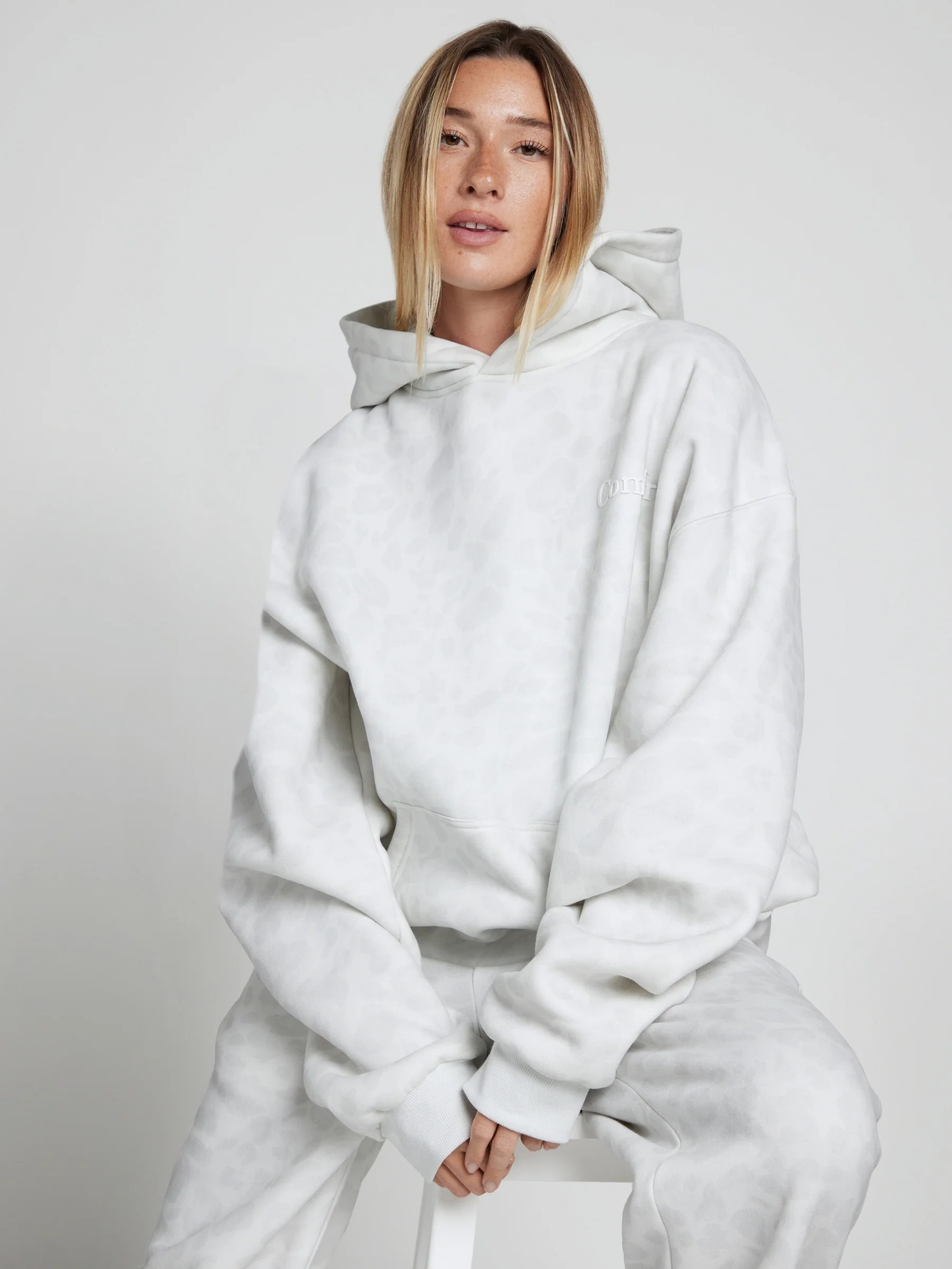 Minimalist Hoodie - Image 54