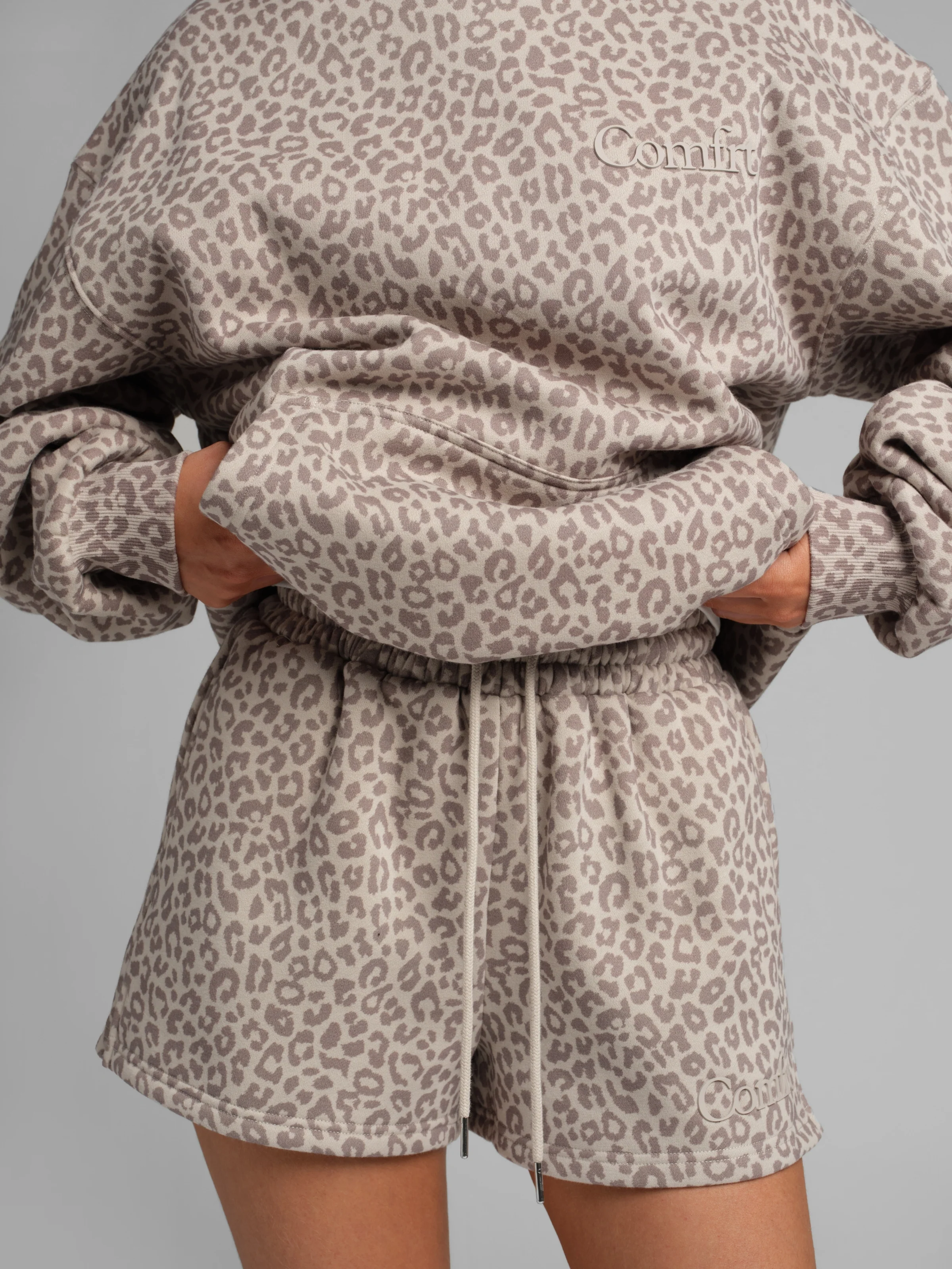 Minimalist Shorts - Image 56