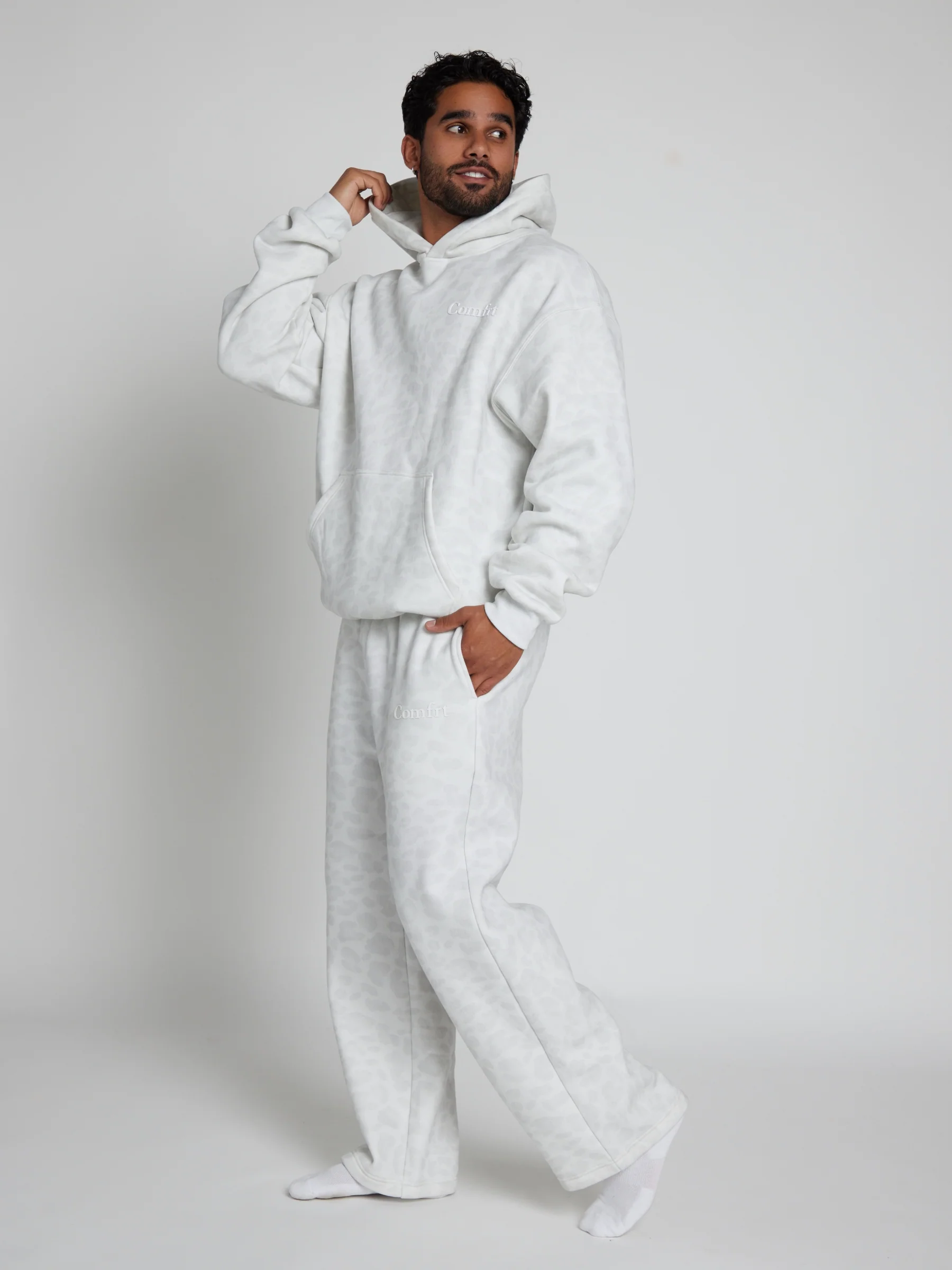 Minimalist Straight Leg Sweatpants - Image 27