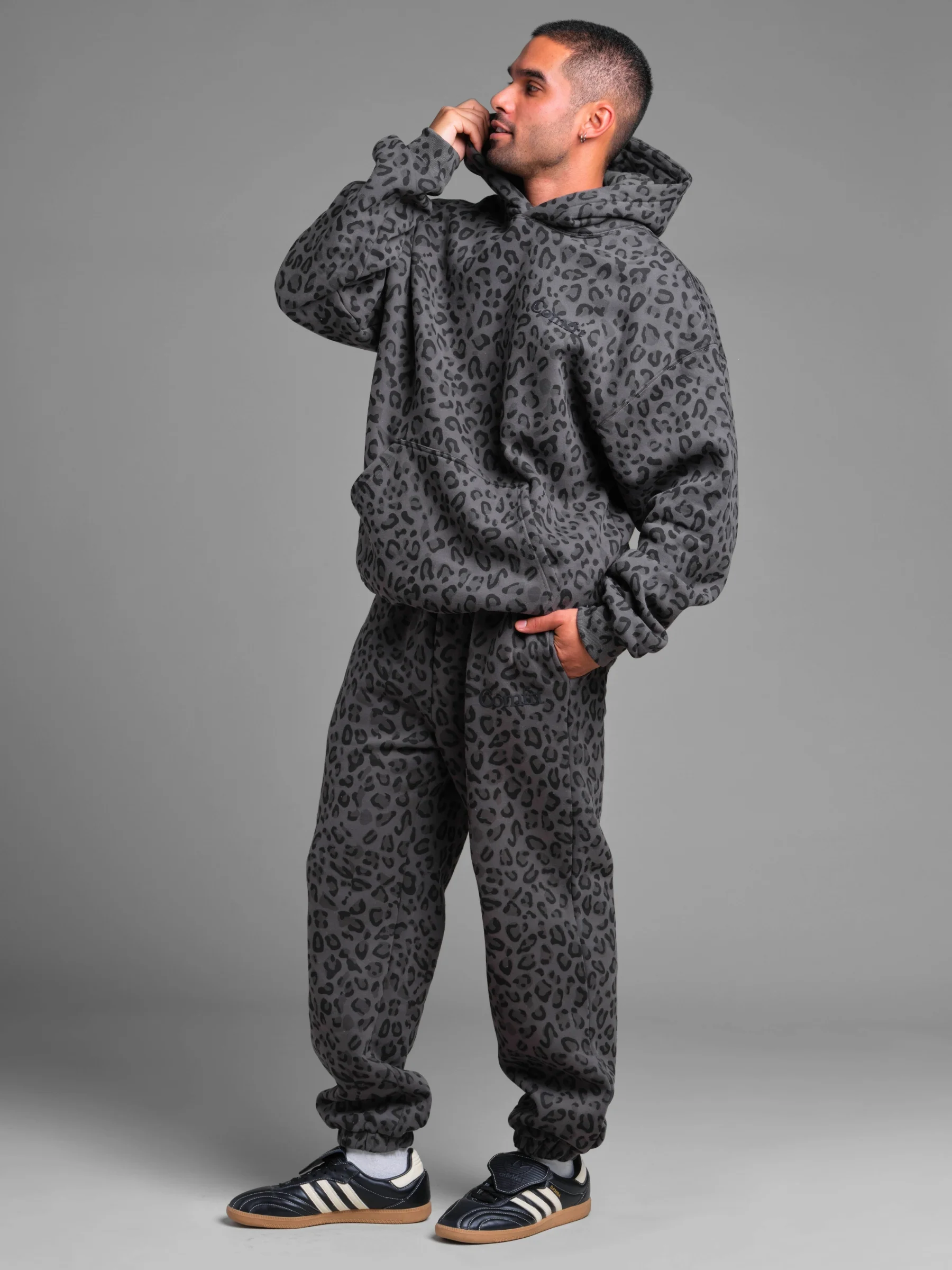 Minimalist Sweatpants - Image 82