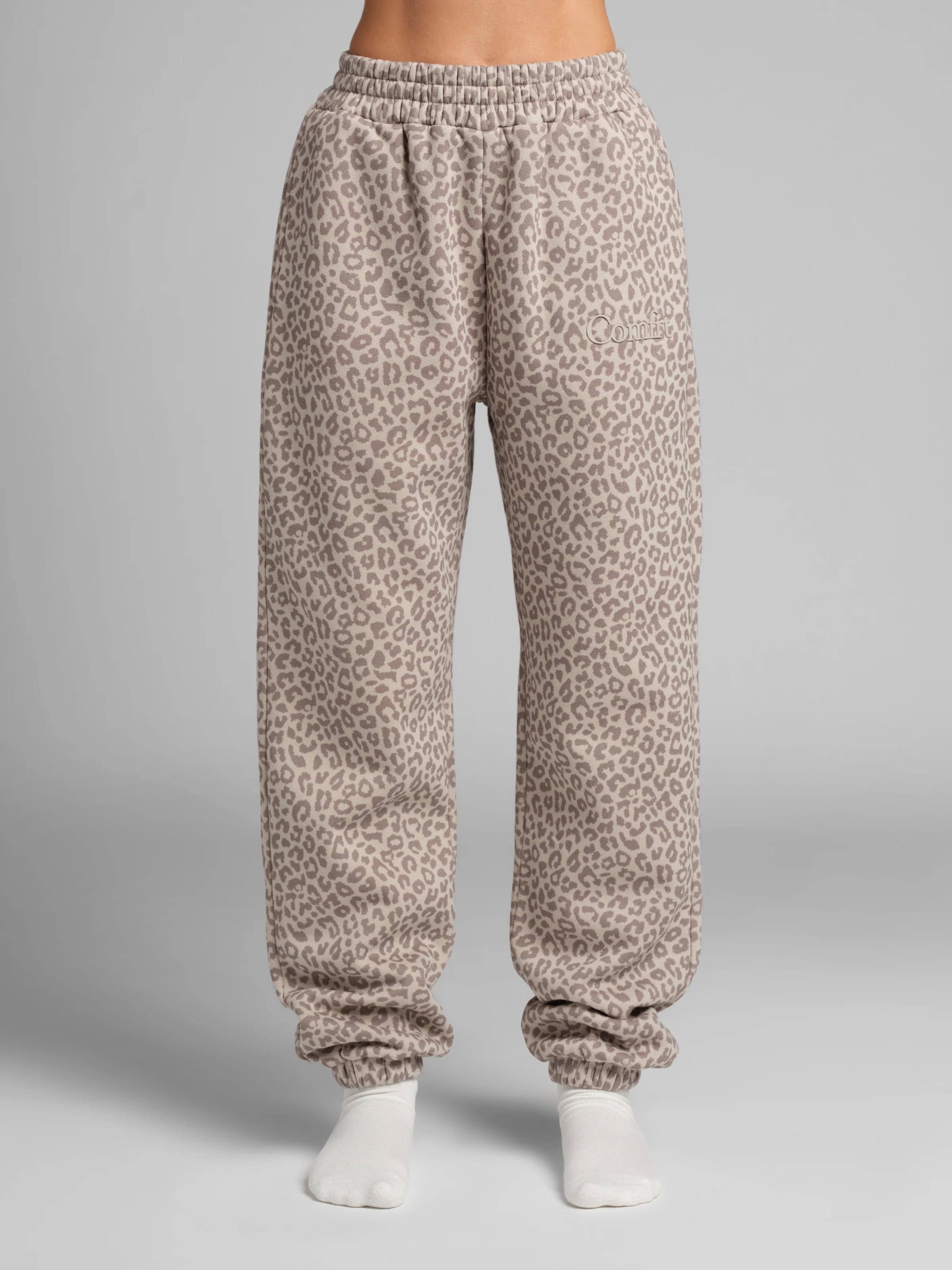 Minimalist Sweatpants - Image 89