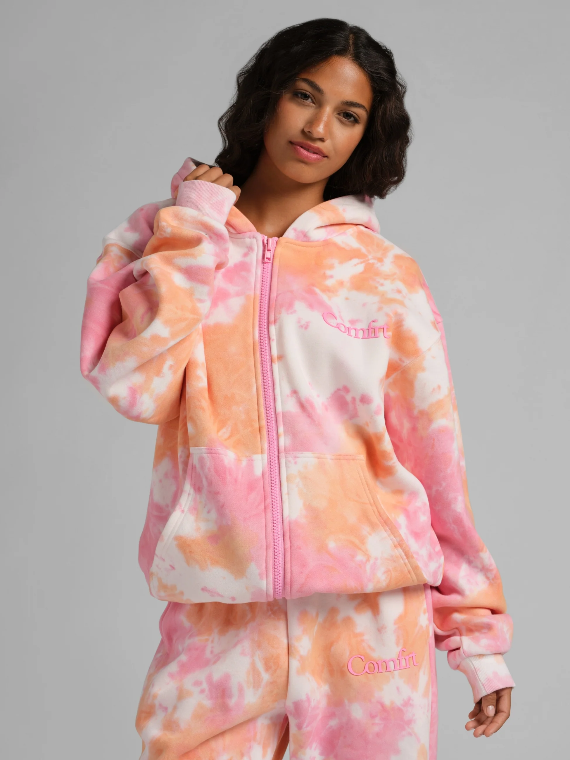 Minimalist Zip Hoodie - Image 18