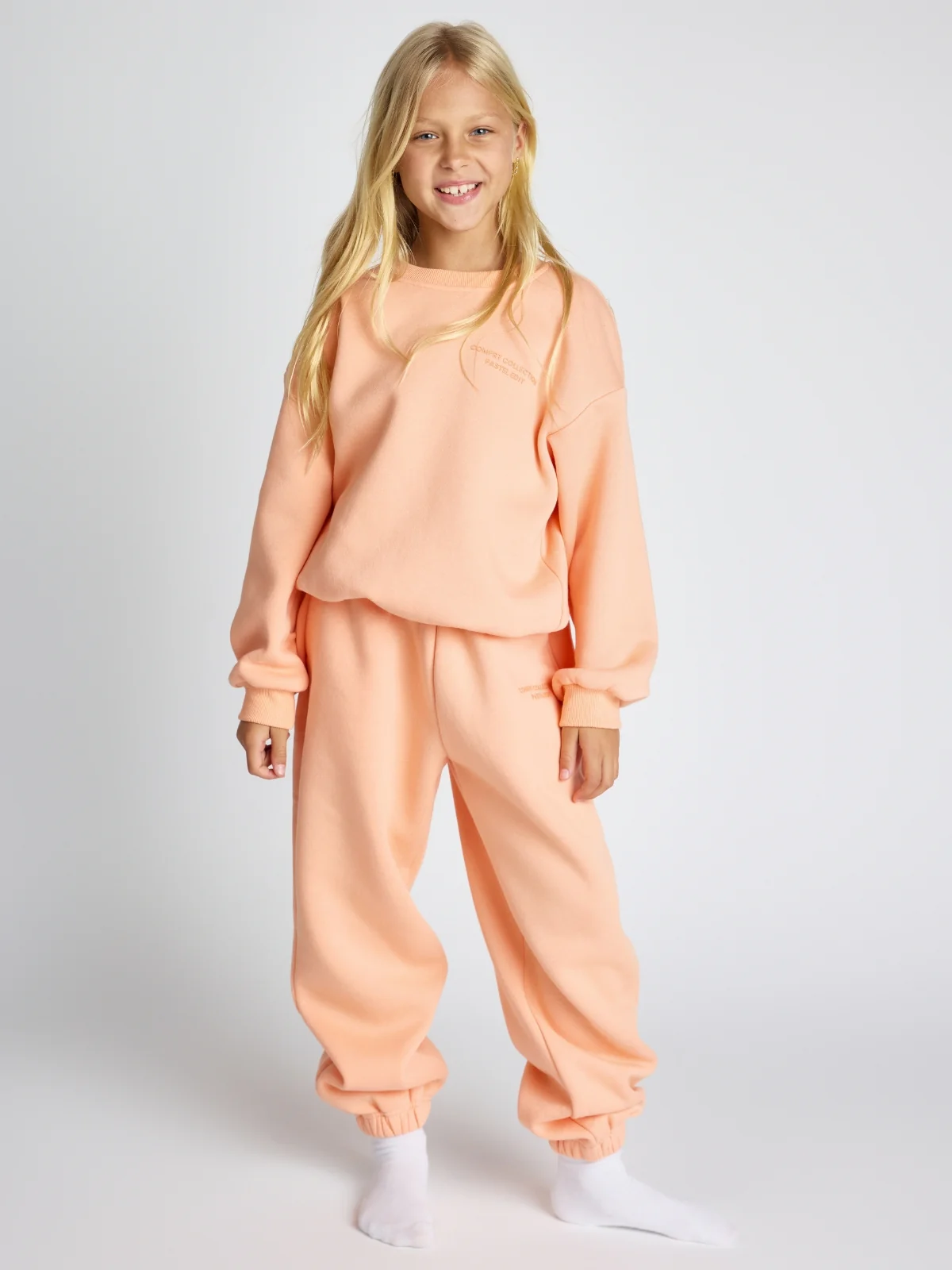 Pastel Kids Crew - Image 22