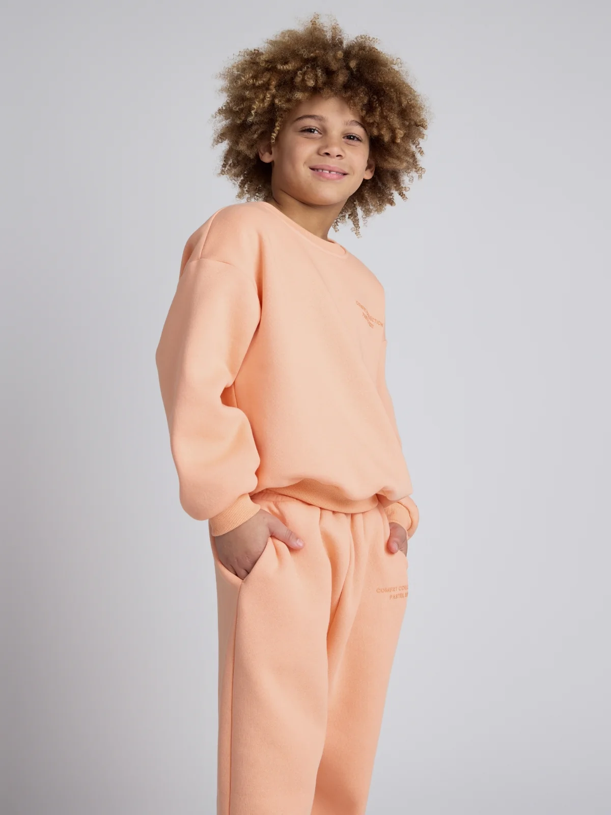 Pastel Kids Crew - Image 23