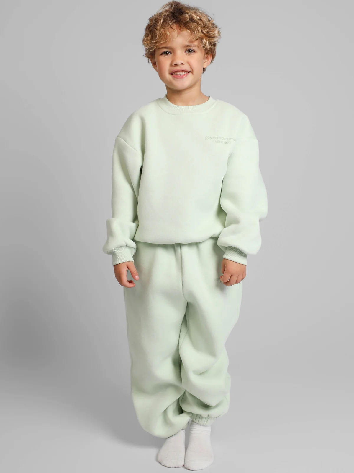 Pastel Kids Crew - Image 44