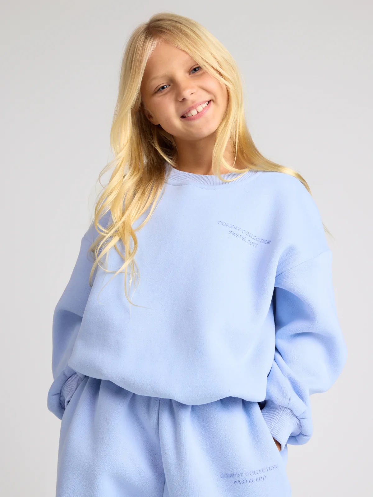 Pastel Kids Crew - Image 61