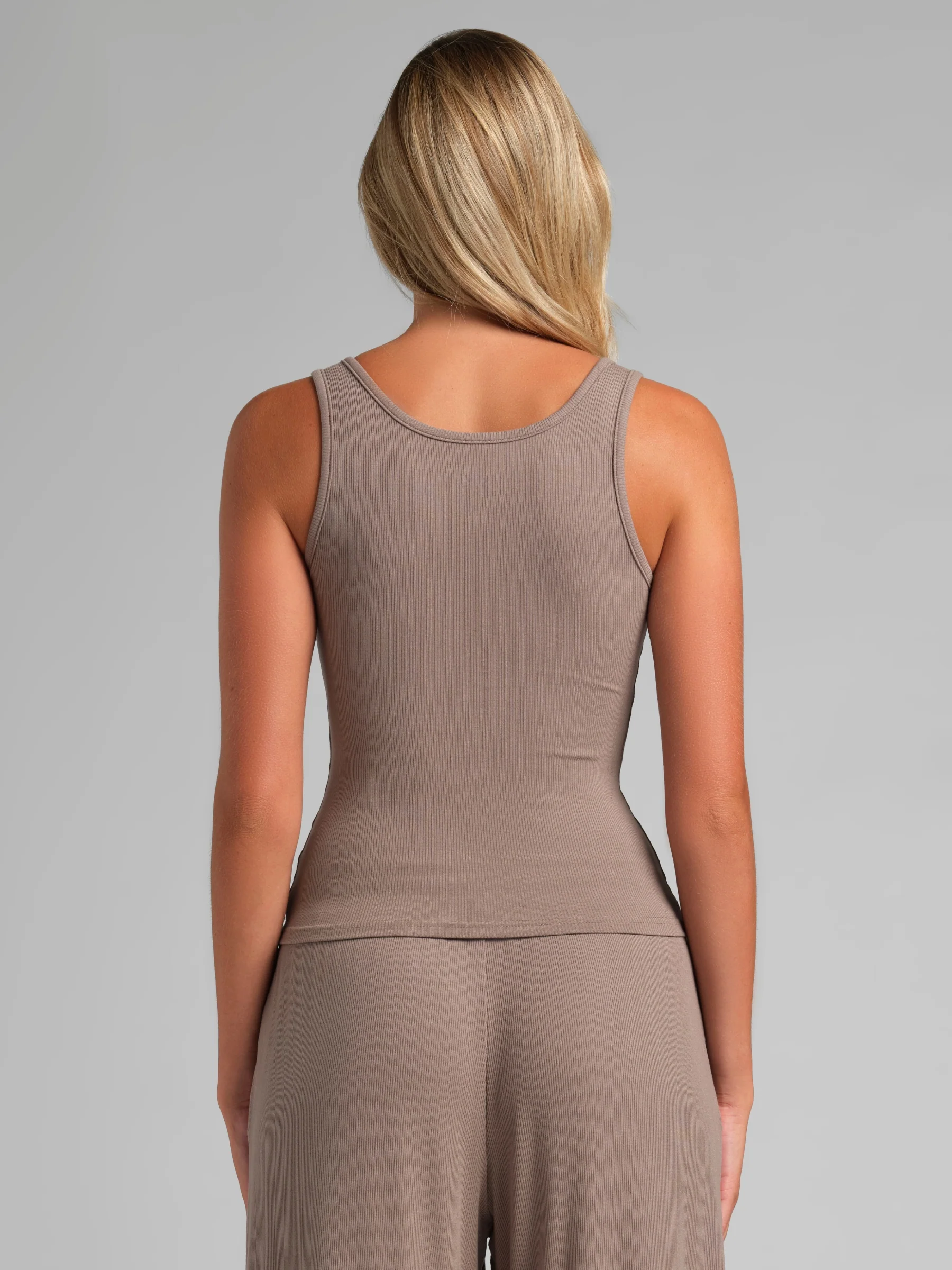 Rib Contour Waist Length Tank - Image 103