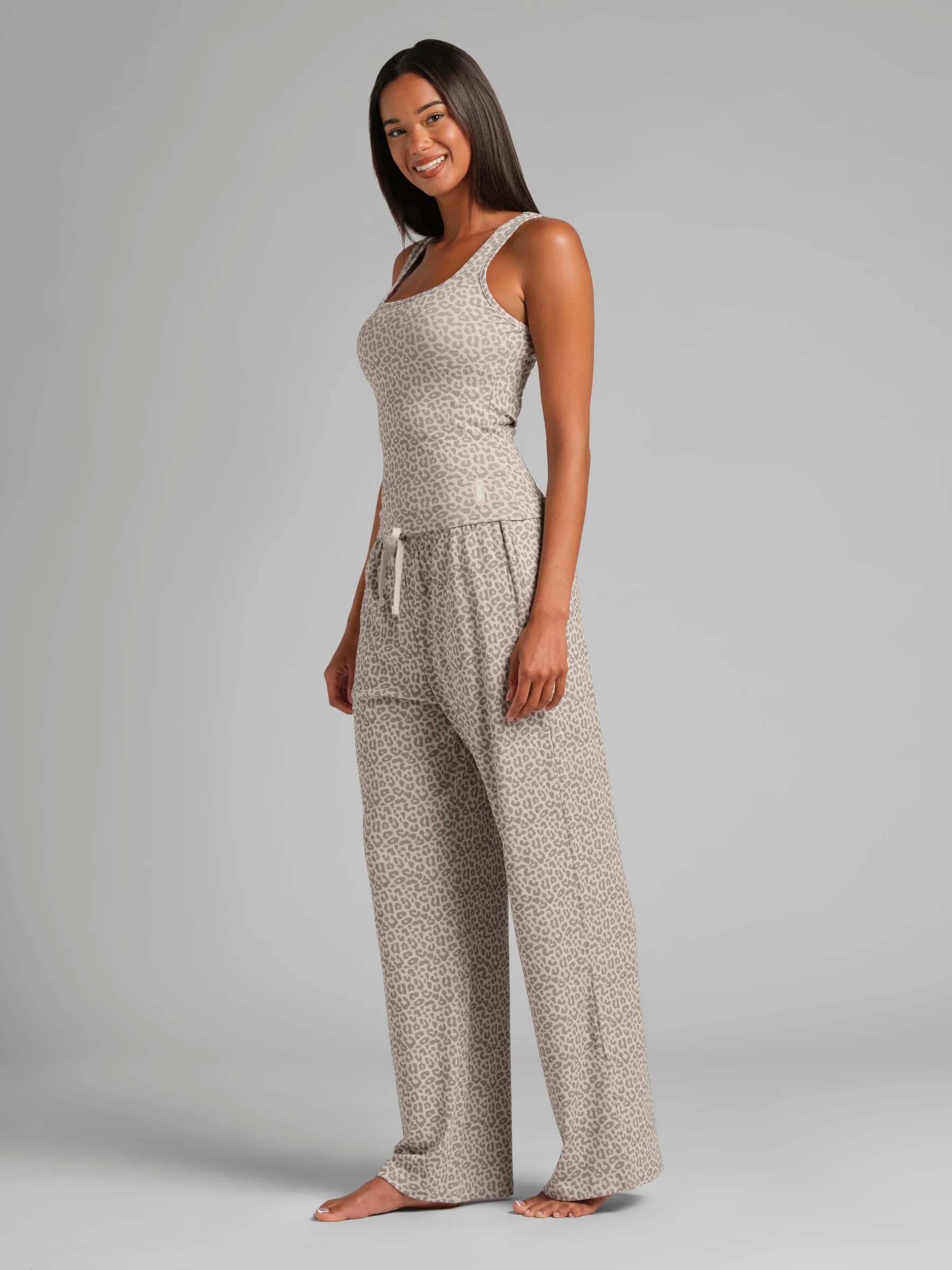 Rib Contour Waist Length Tank - Image 111