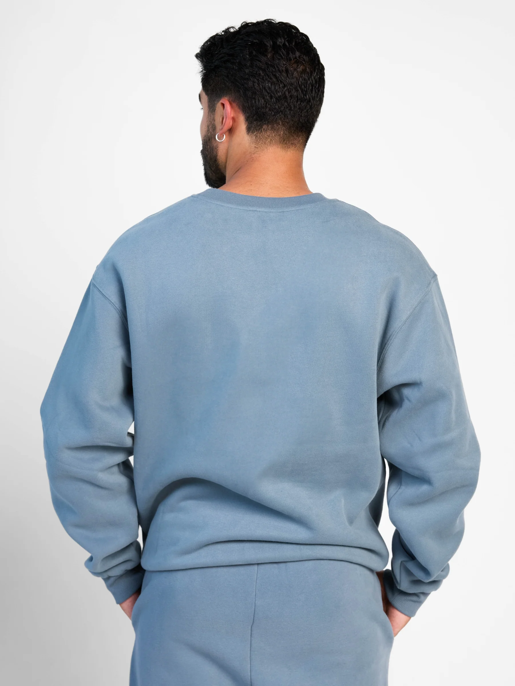 Signature Crew - Image 3