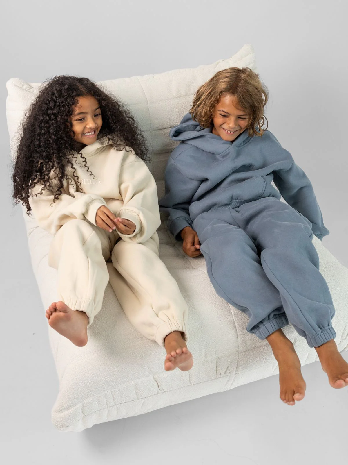Signature Kids Sweatpants - Image 6