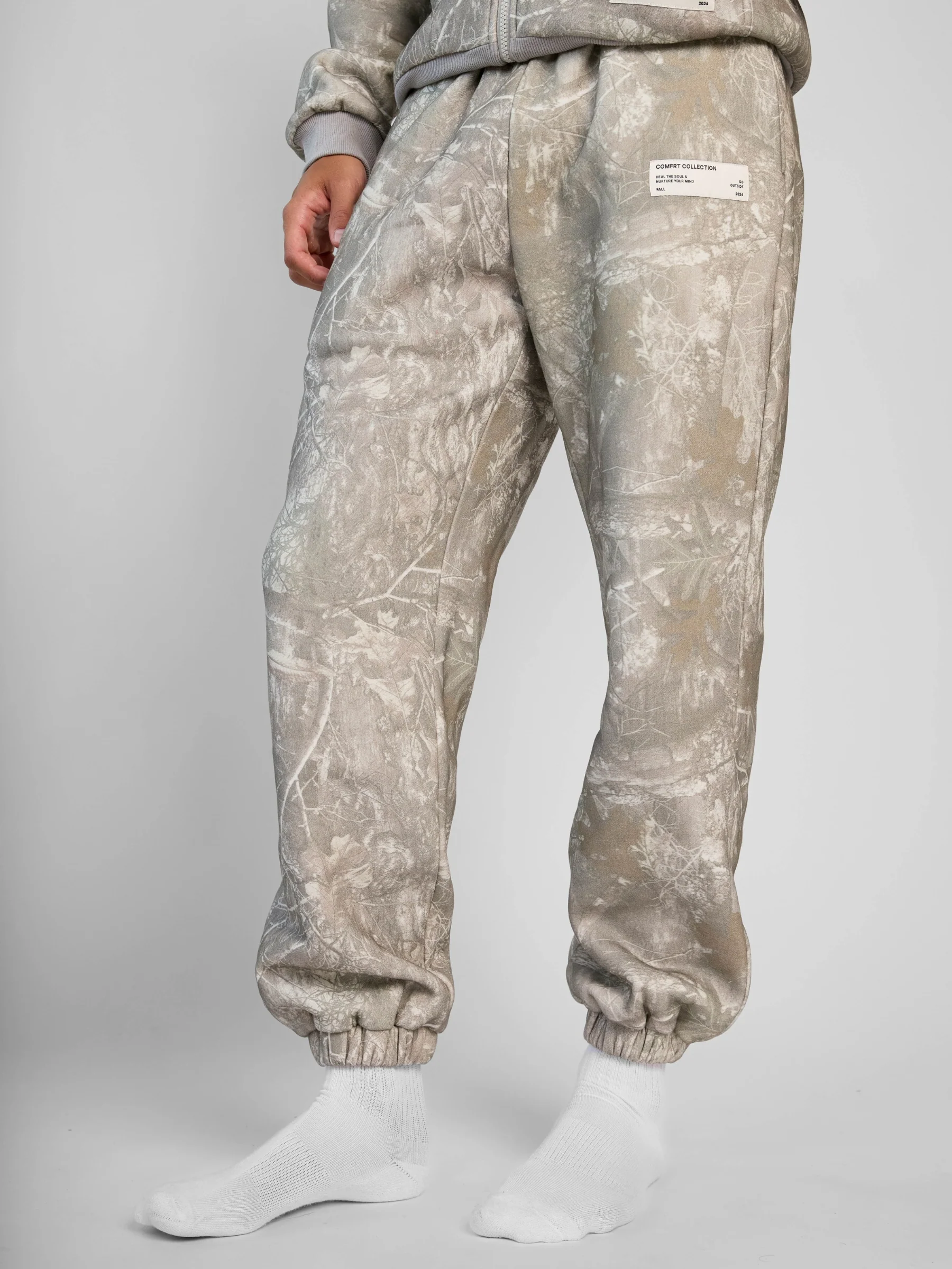 Camo Sweatpants - Image 18