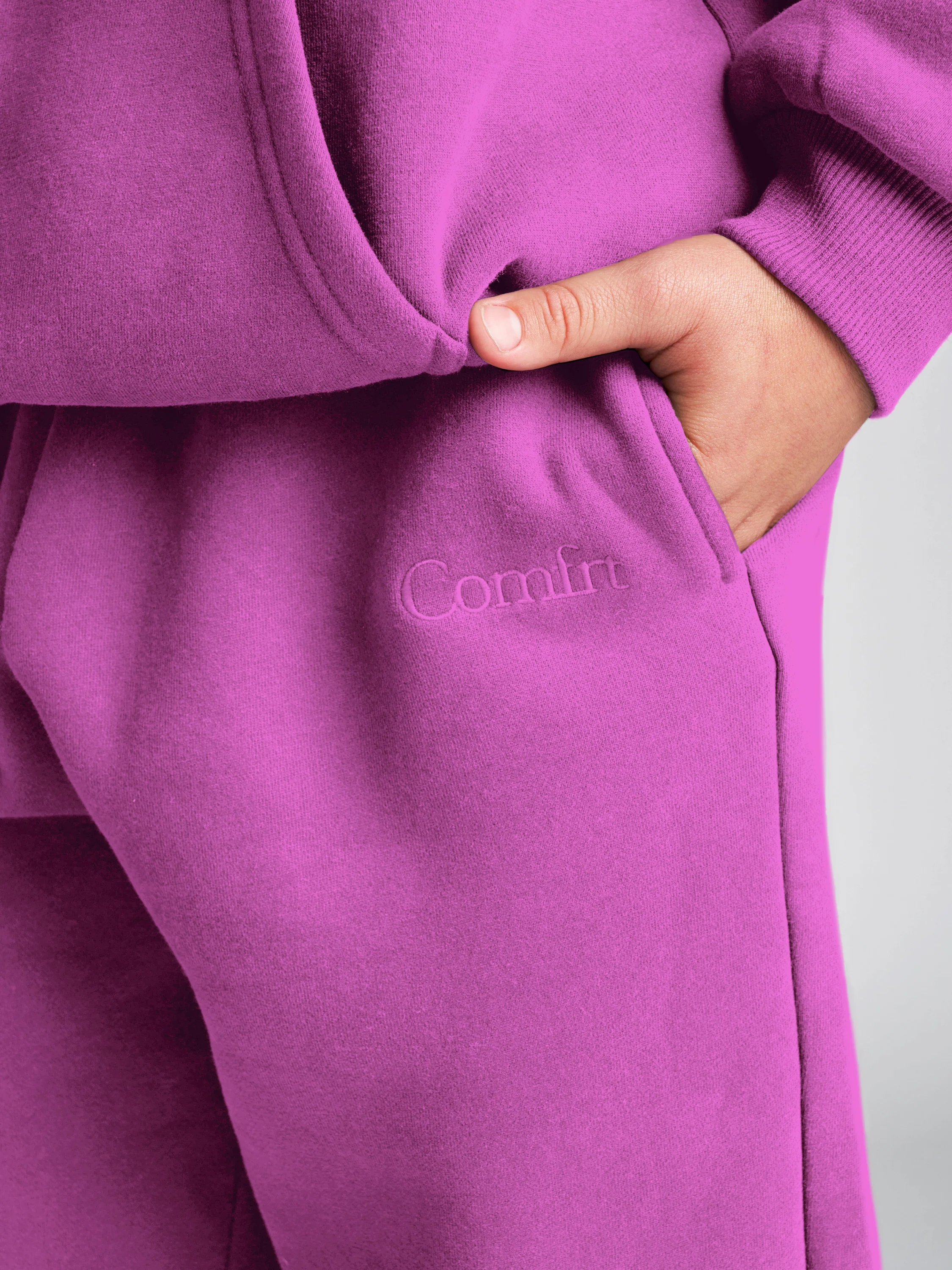 VIP Exclusive Signature Kids Sweatpants - Image 4