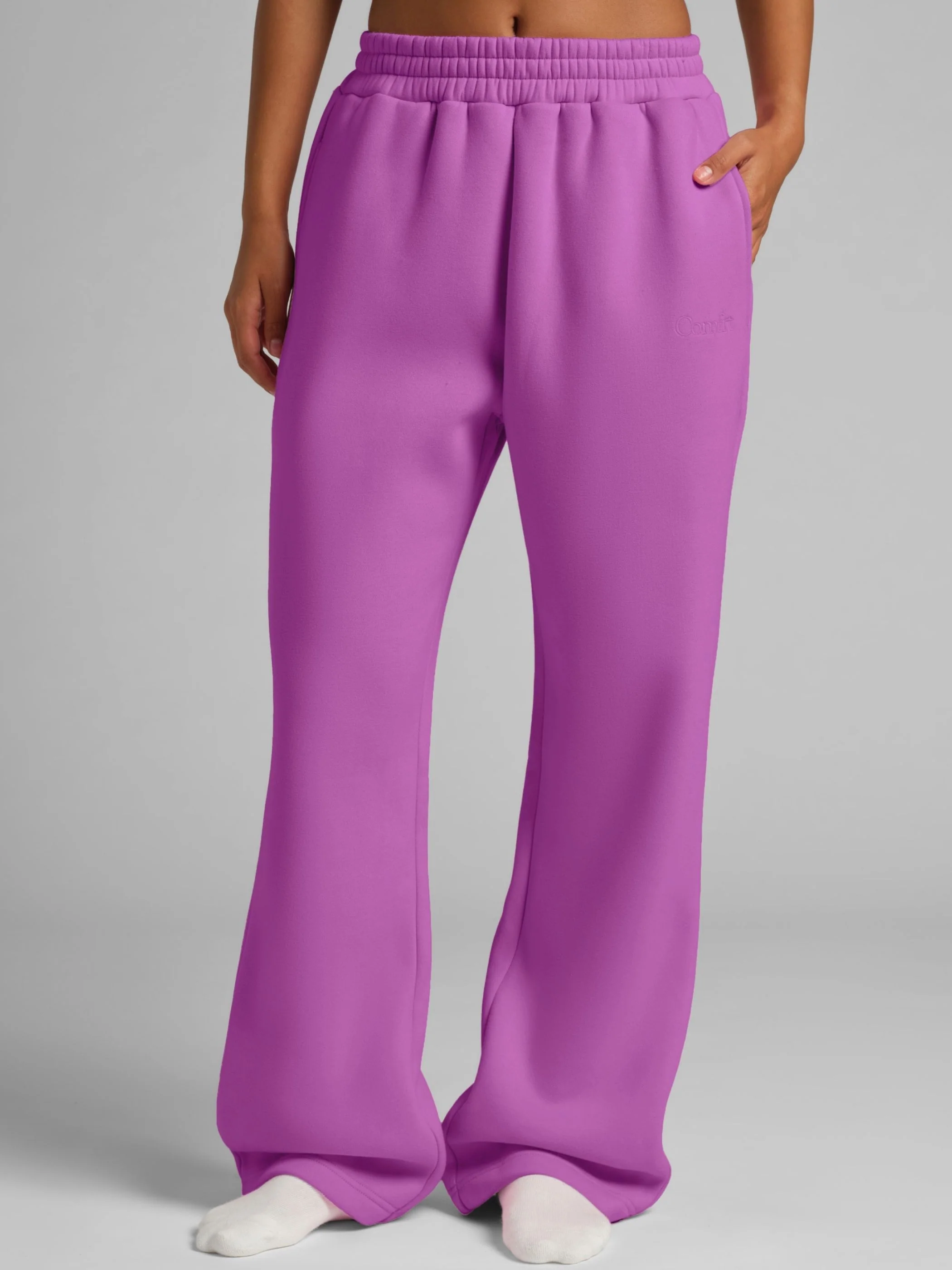 VIP Exclusive Signature Straight Leg Sweatpants